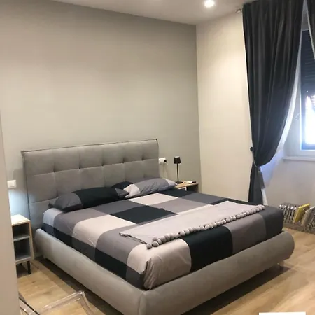 Pinciano 1Stfloor Hotel