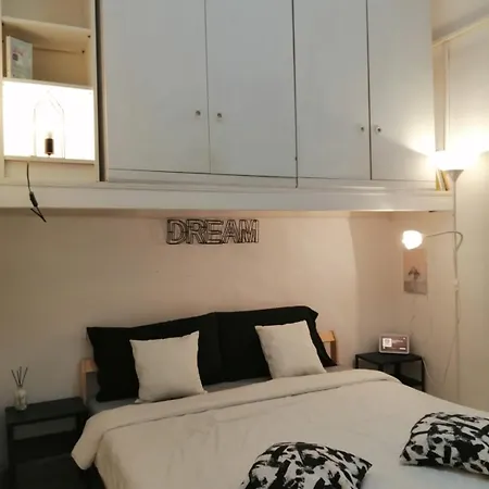 Via Varese Apartment