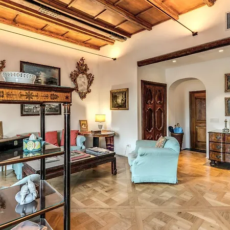 Trastevere Outstanding 4 Bedroom Terraced Apartment