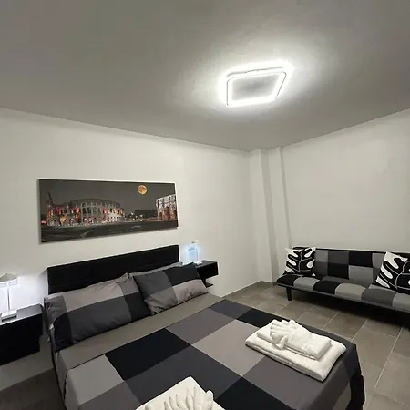 Ferienwohnung La Terrazza Di Attila