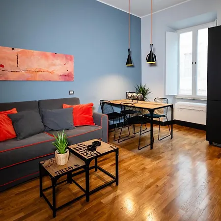 Tolemaide Orange Apartment
