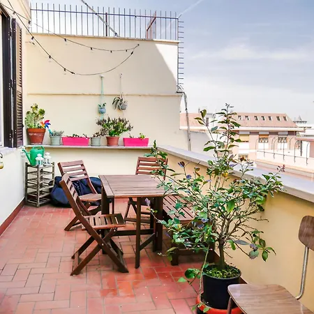Beautiful Penthouse With Terrace Near The Centre Apartment