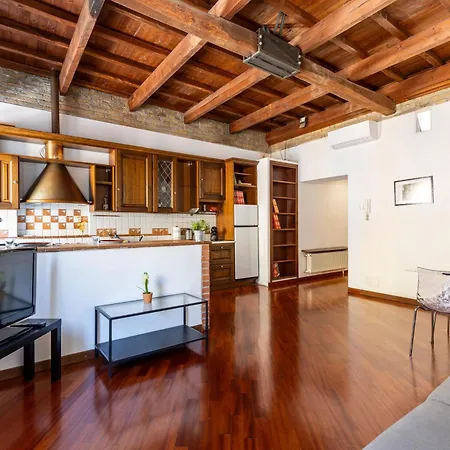 Apt 151 - City Center