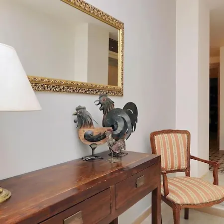 Bright Flat With Wonderful Views In The Centre Apartment