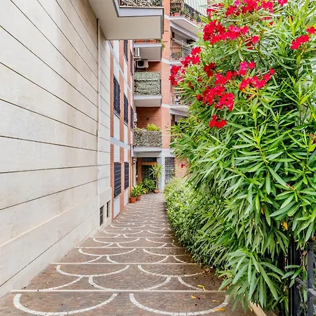 Bbhome Elegant Flat With Private Terrace Villa Pamphili
