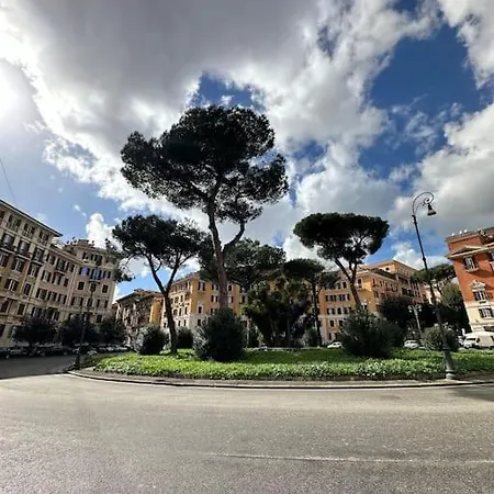 Spacious And Cozy Apartment In Piazza Verbano