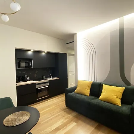 Iconic Studio San Giovanni - House With Private Parking