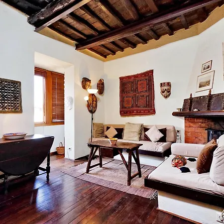 Vicolo Del Cinque Penthouse | Romeloft Appartement