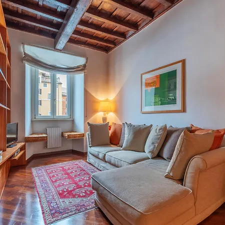 Campo De Fiori Unique Apartment