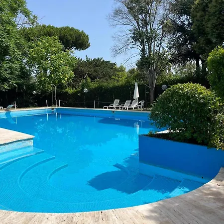 Aurelia Sunset Home