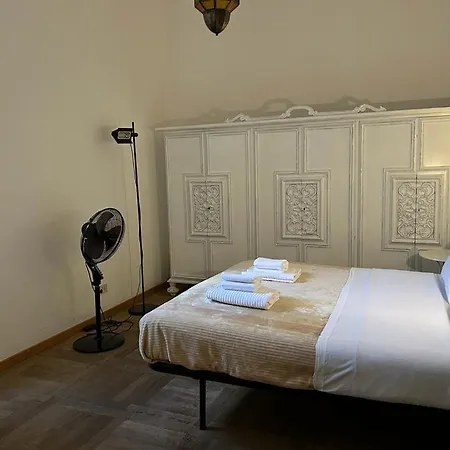 Alfieri Central Apartment