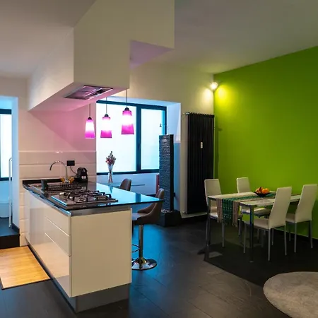 Conca D'Oro Colors - Metro & Wi-Fi Apartment