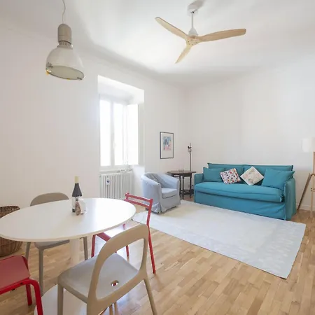 Bright And Lovely Apartment In San Lorenzo