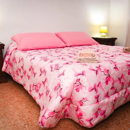 דירות A Casa Di Lilly