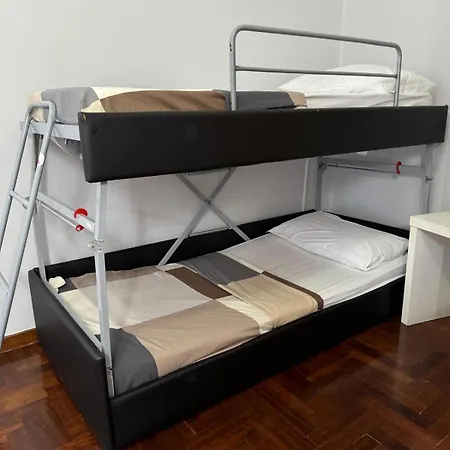 Destination In Rome Hostel