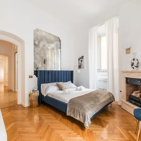 The Best Rent - Splendid Three-Bedroom Apartment Near The Trevi Fountain