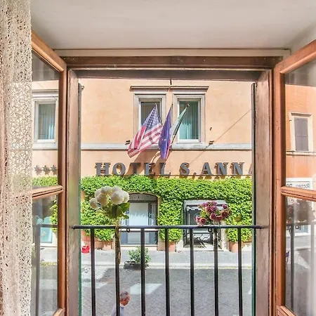 Vatican Little Suite