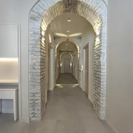 Astom Suites