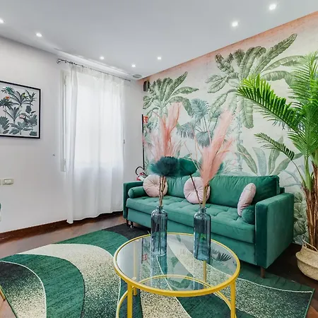 Koma 7 Apartment
