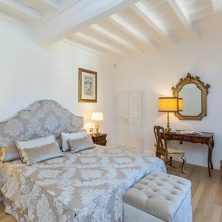 Amazing Domus Ruspoli Apartment