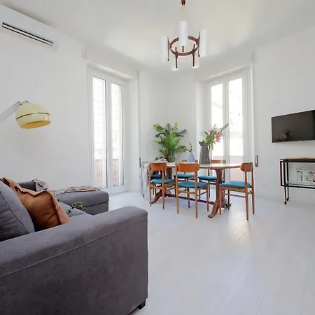 Eroi Spacious Apartment