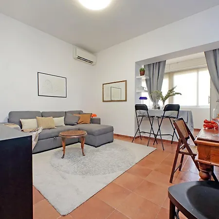 Cozy Apartment Near Clodio
