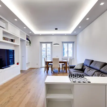 Aurelia Luxury Apartment