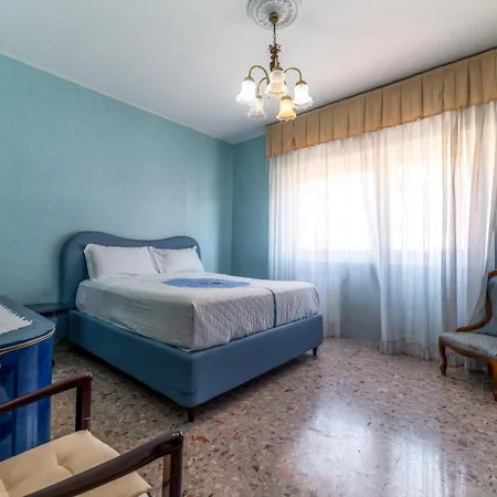 Georges Flat - Tiburtina Station Apartment