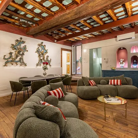 Romac Baullari IV Large Apartment In Campo De' Fiori