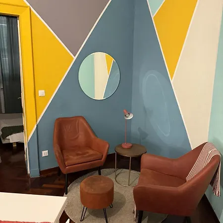 A Colorful Spot For La Dolce Vita