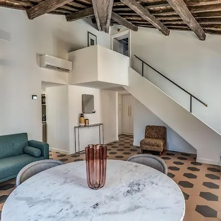 Cisterna 9 Apartment