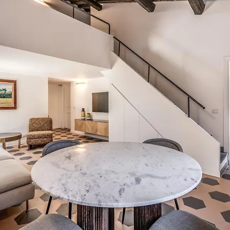 Appartamento Cisterna 8