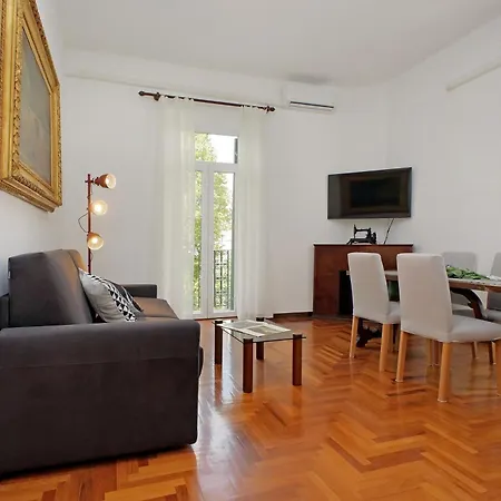 4Bnb - Queen Mary Vatican Home