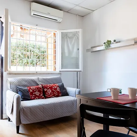 Montagnola Mini House Apartment