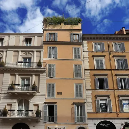 Nsm 71Viadelcorso Appartamento Con Terrazzo