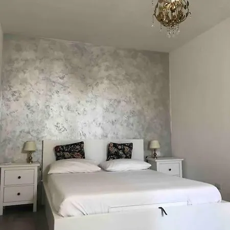Grazioso Attico Alpigneto Apartment