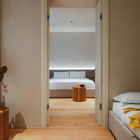 C10 Boutique Hotel