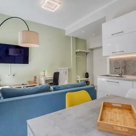 Don Bosco Luxury Jacuzzi Apartment