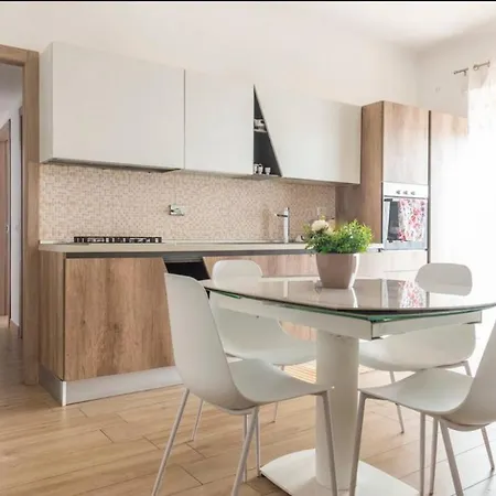 Large Garden Apartment