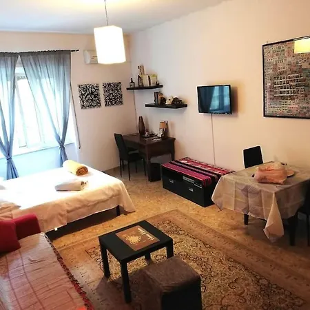 Casa Paco Grazioso Appartamento Con Terrazza