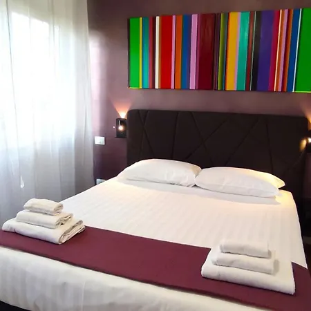 Ancient Rome Colosseum Modern And Bright Apartment