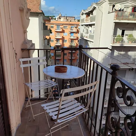 Romantika Guest House