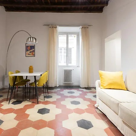 Prefetti Lovely Flat