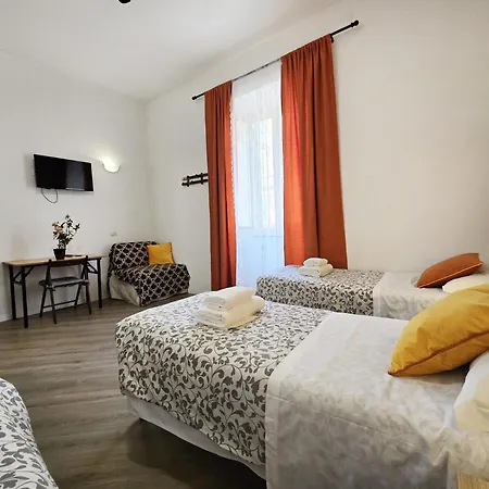 Myomax Guesthouse