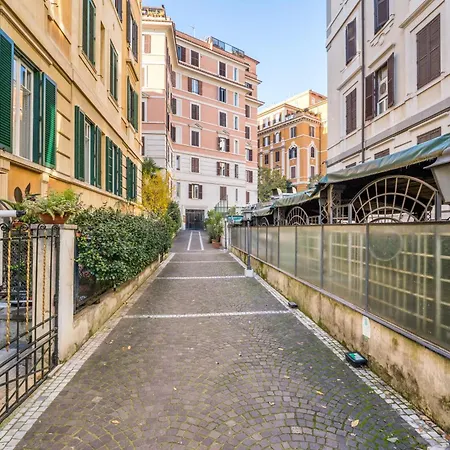 Cozy Apartment In Trastevere With Patio - Ac