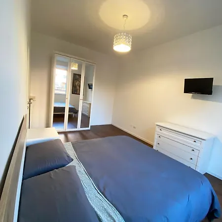 Domus Quadraro II Apartment