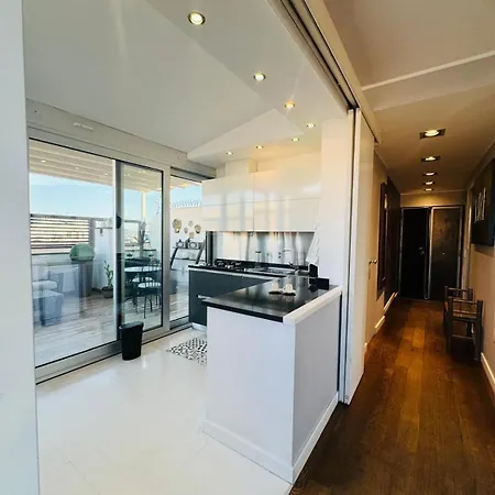22Apt Luxury Quiet Loft With Terrace