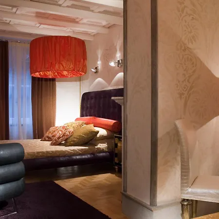 The Inn At The Roman Forum Elegant Collection - The Roman Forum Lodging