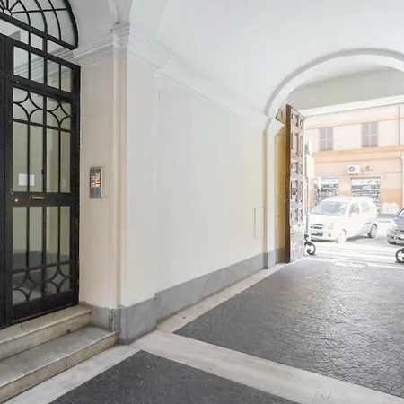 Charming Apartment With Panoramic View In The Heart Of Rome