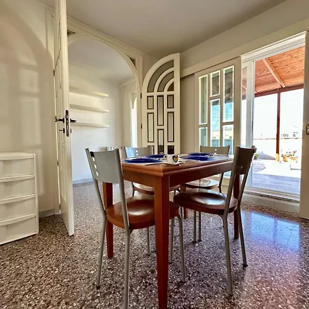 Grazioso Attico Vicino Al Parco Degli Acquedotti Apartment